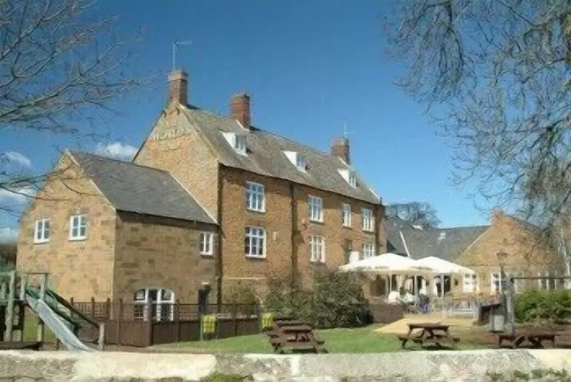 ホテル The World S End Northampton