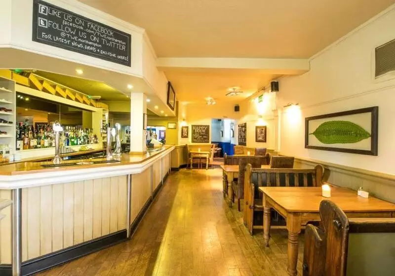 ホテル The World S End Northampton