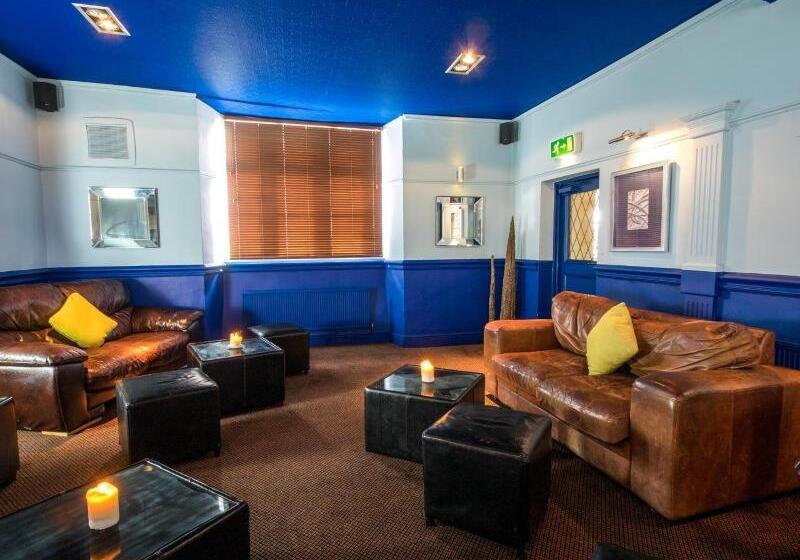 ホテル The World S End Northampton