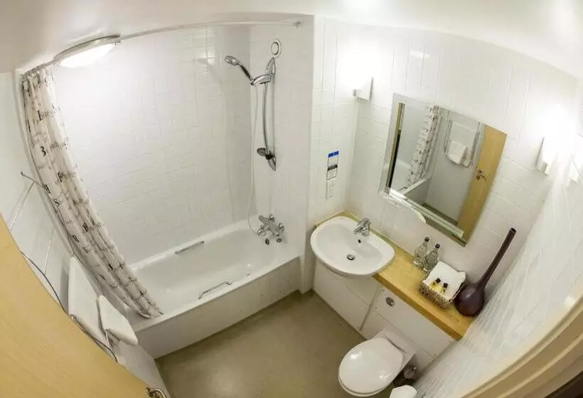 ホテル The World S End Northampton