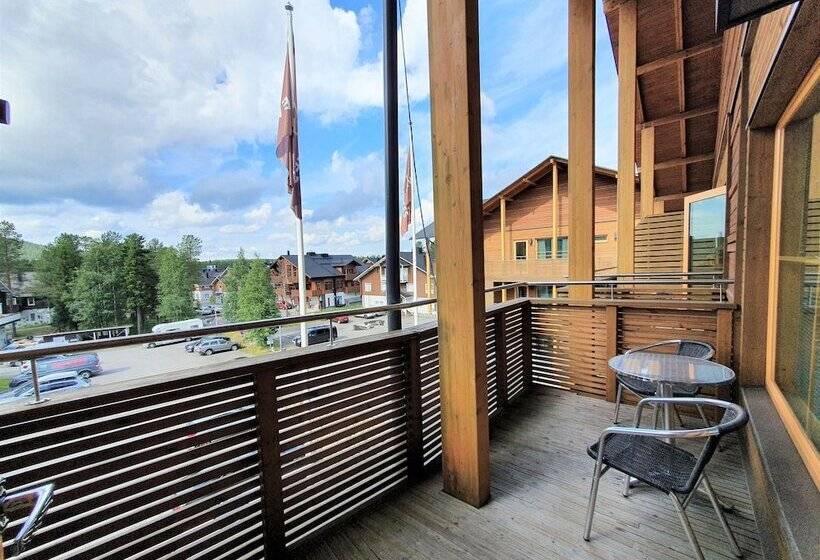 Levi Suites Levi Gold