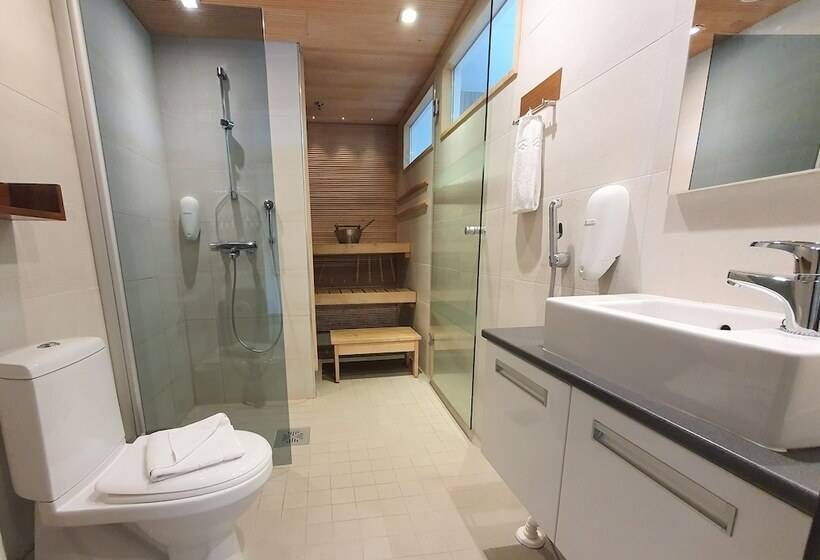 Levi Suites Levi Gold