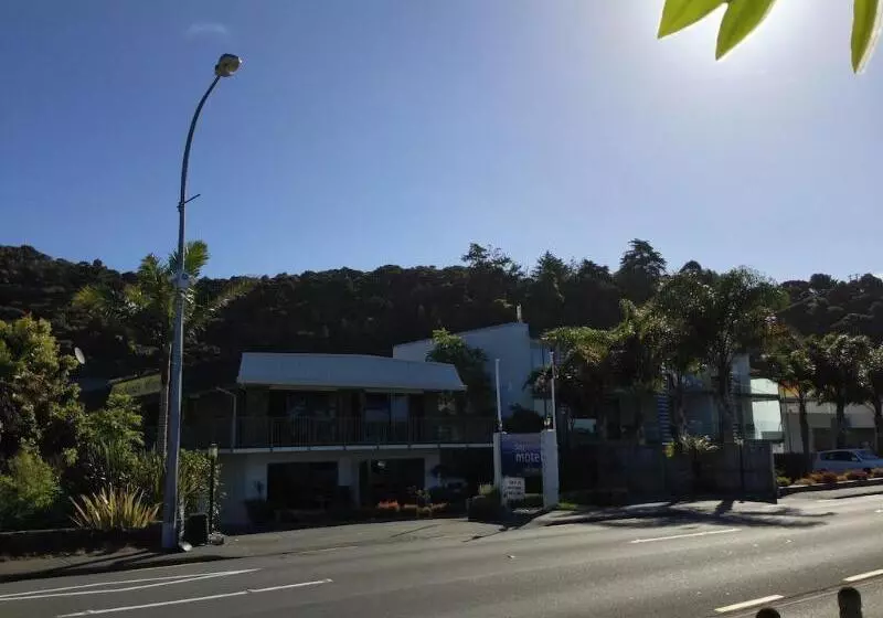 汽车旅馆  Bay Sands Seafront Studios