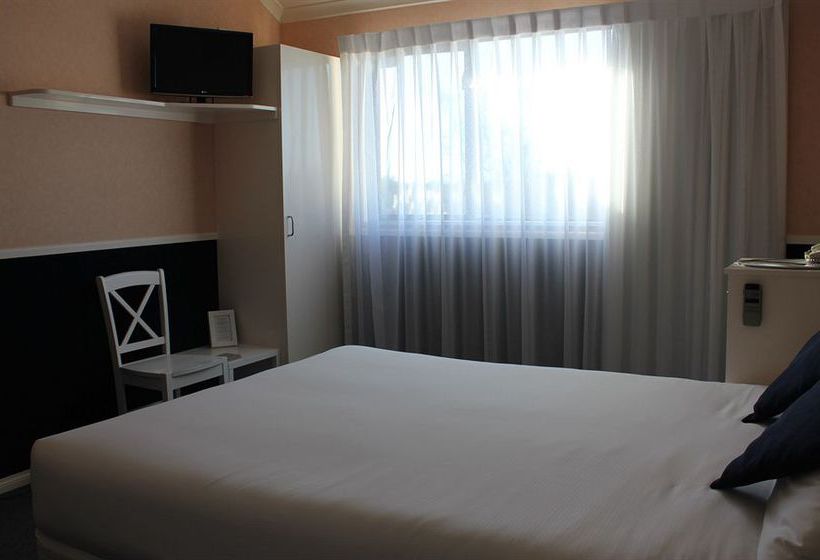 מוטל Parkside Lodge