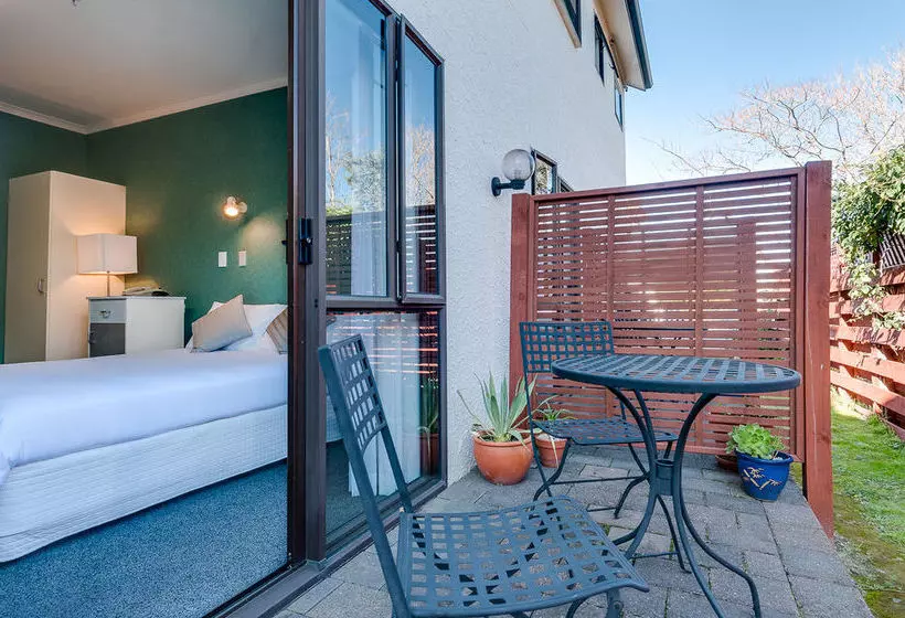 모텔 Parkside Lodge