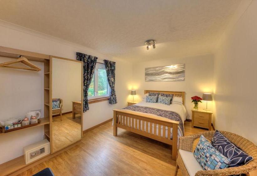 Pensjonat Grove Guest House