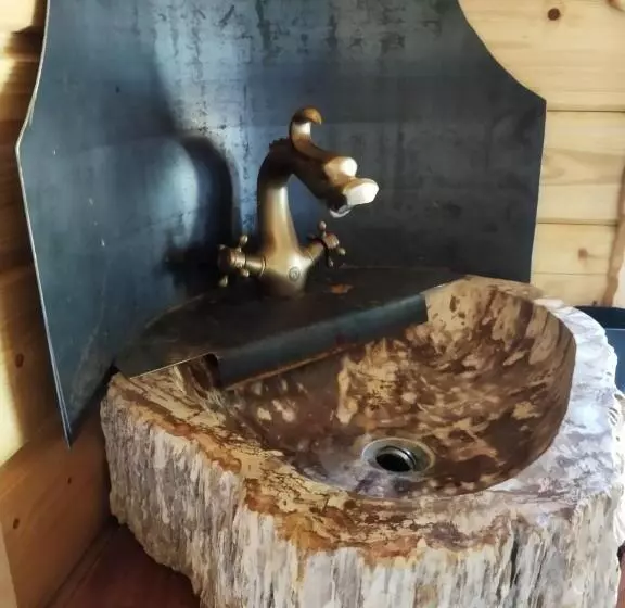 Aamiaismajoitus (B&B) La Chaumière Des Elfes, énigmes Et Magie