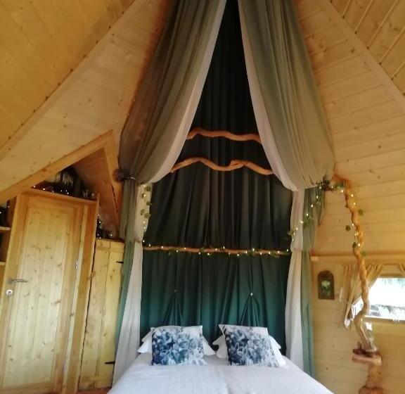 مبيت وإفطار La Chaumière Des Elfes, énigmes Et Magie