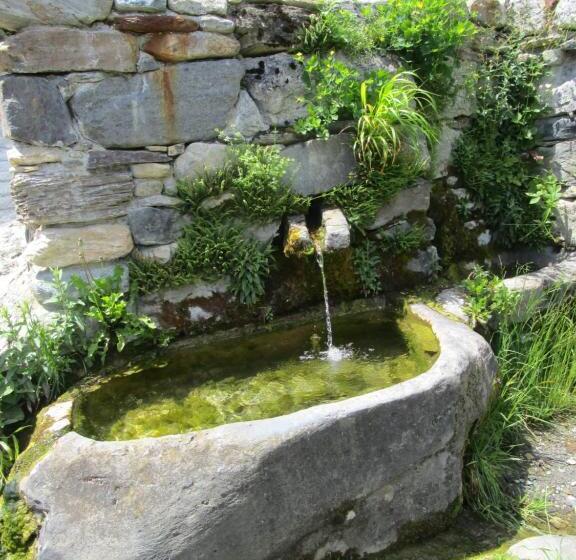 مبيت وإفطار Le Pré De La Fontaine