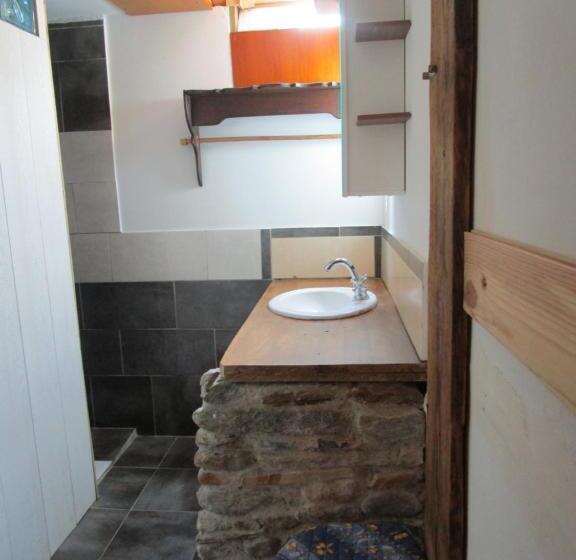 مبيت وإفطار Le Pré De La Fontaine