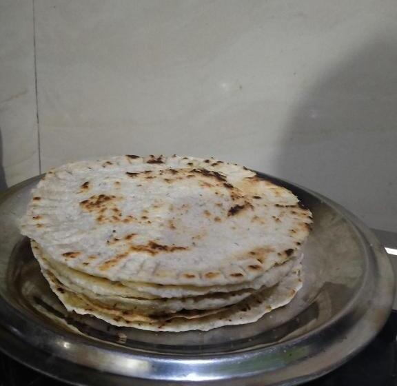 Отель Golden Town