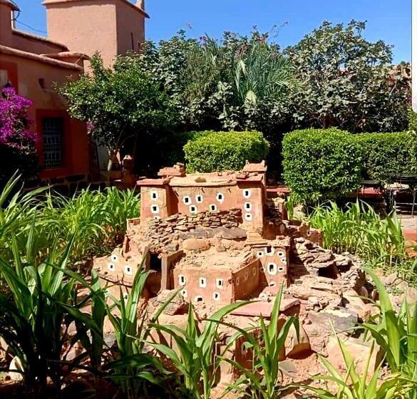 تختخواب و صبحانه Auberge Kasbah Ennakhile