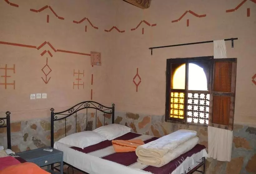 تختخواب و صبحانه Auberge Kasbah Ennakhile