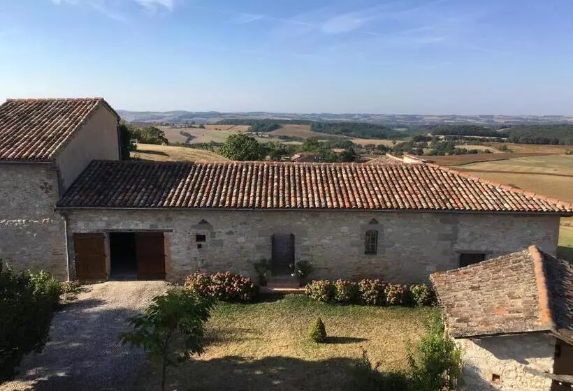 ベッドアンドブレックファースト Bellegarde