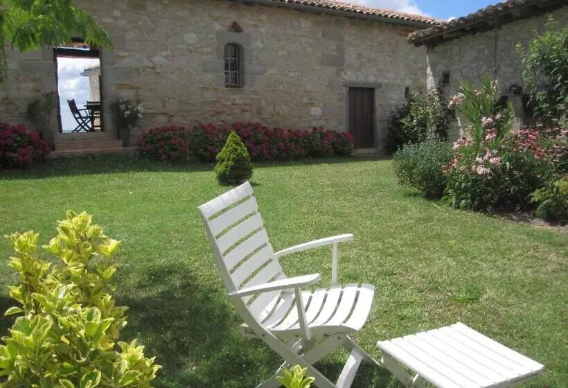 ベッドアンドブレックファースト Bellegarde