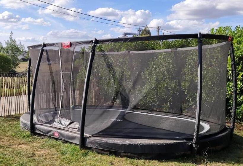 تختخواب و صبحانه La Cense Du Noir Jambon