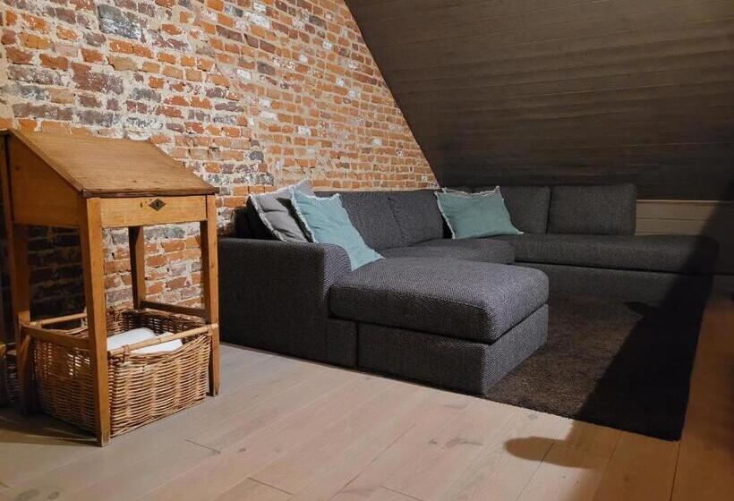 تختخواب و صبحانه La Cense Du Noir Jambon