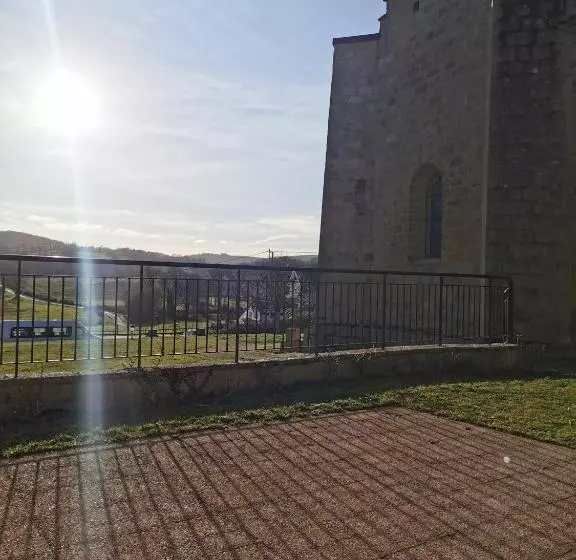 ホテル Auberge De La Fontaine Aux Loups