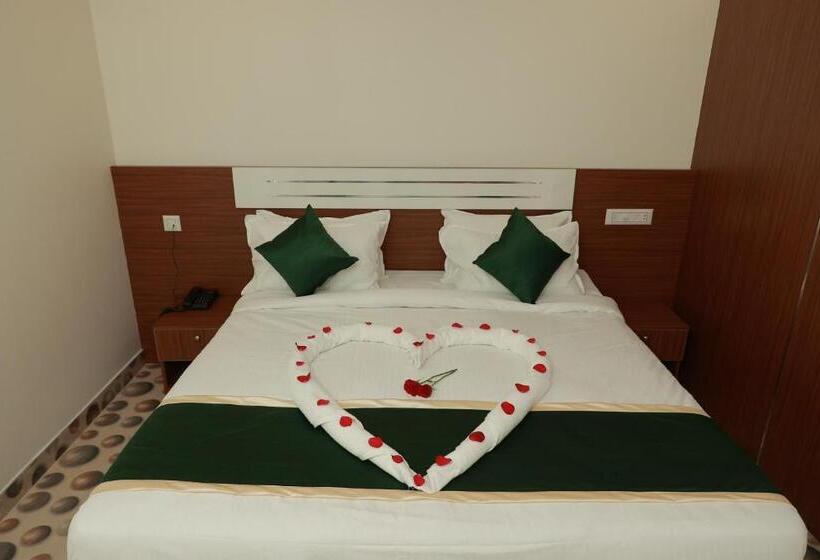 Hotel Delano Residency