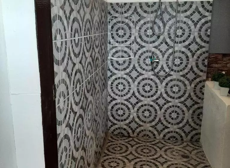 Majatalo Ella S Beach House