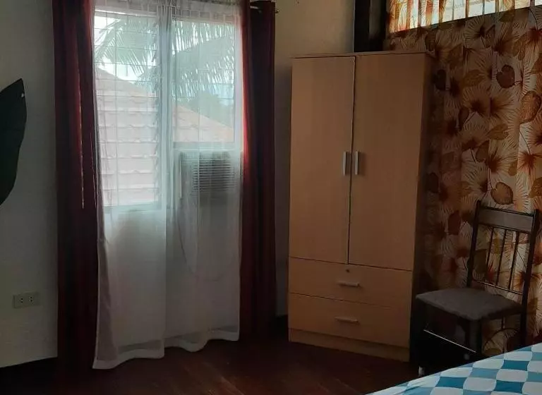 Majatalo Ella S Beach House