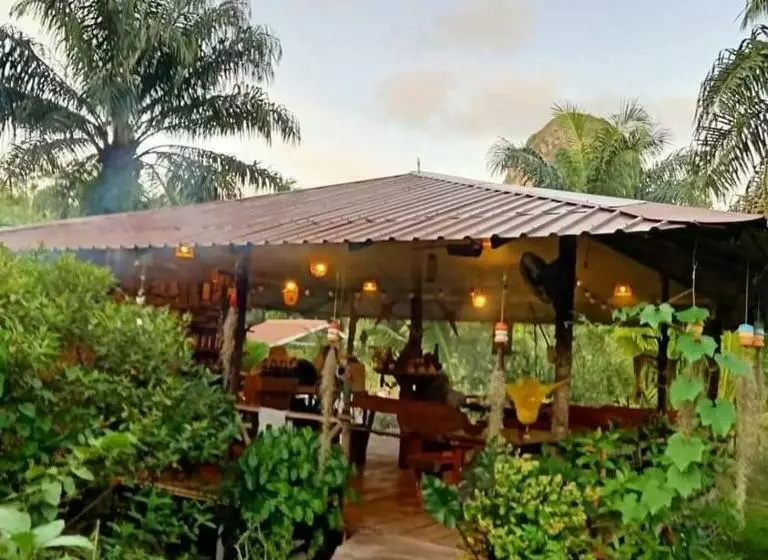 Majatalo Koom Kachanaan