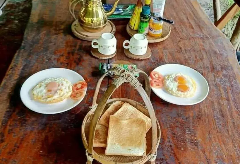 Majatalo Koom Kachanaan