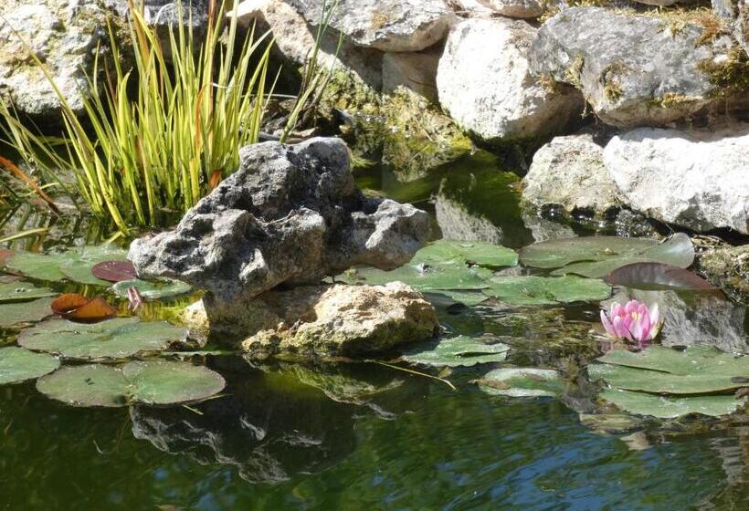 مبيت وإفطار Bastida De Beata