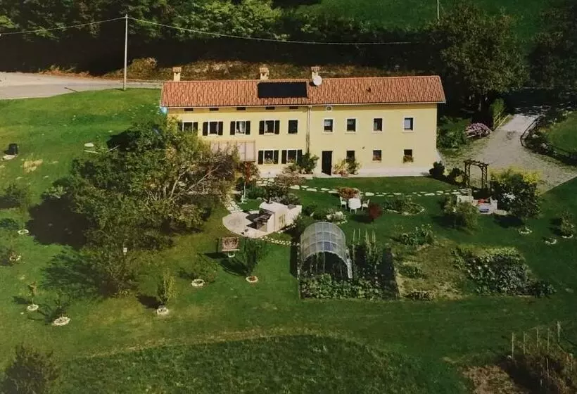 ベッドアンドブレックファースト Casa Edith