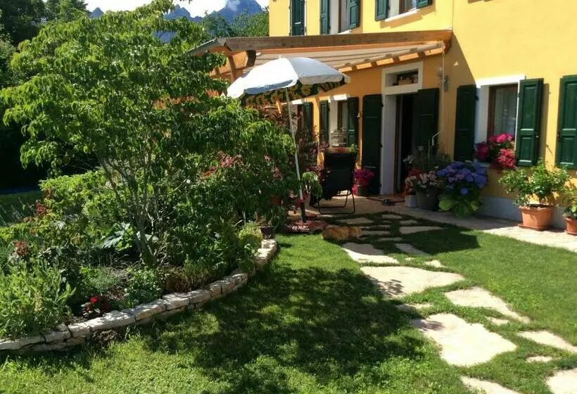 ベッドアンドブレックファースト Casa Edith