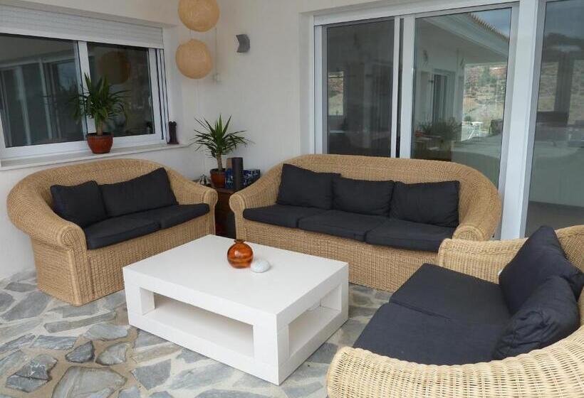 مبيت وإفطار Casa Lamberdina