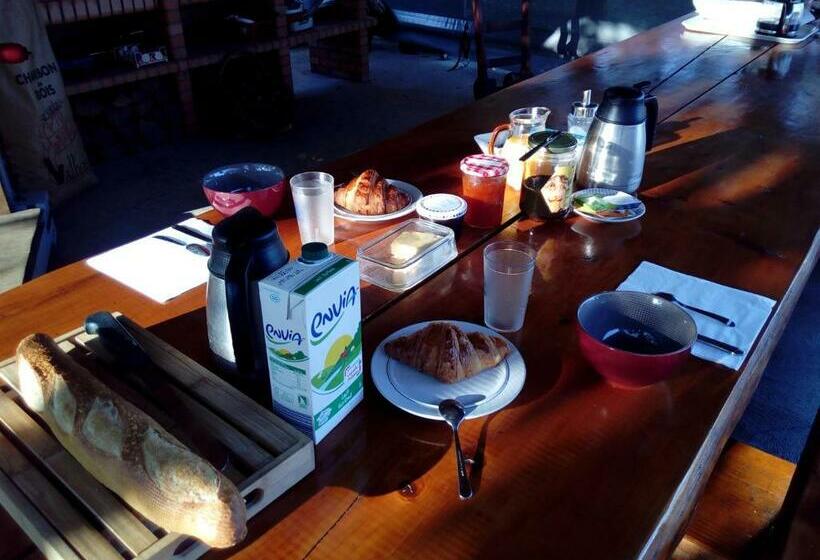 住宿加早餐  Chambre D Hotes Des Poisets