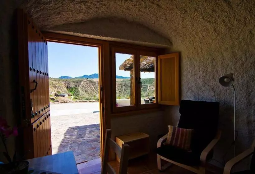 Aamiaismajoitus (B&B) Cueva Pura Vida