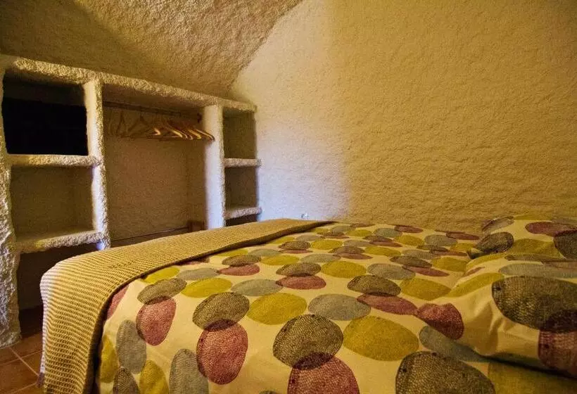 Aamiaismajoitus (B&B) Cueva Pura Vida