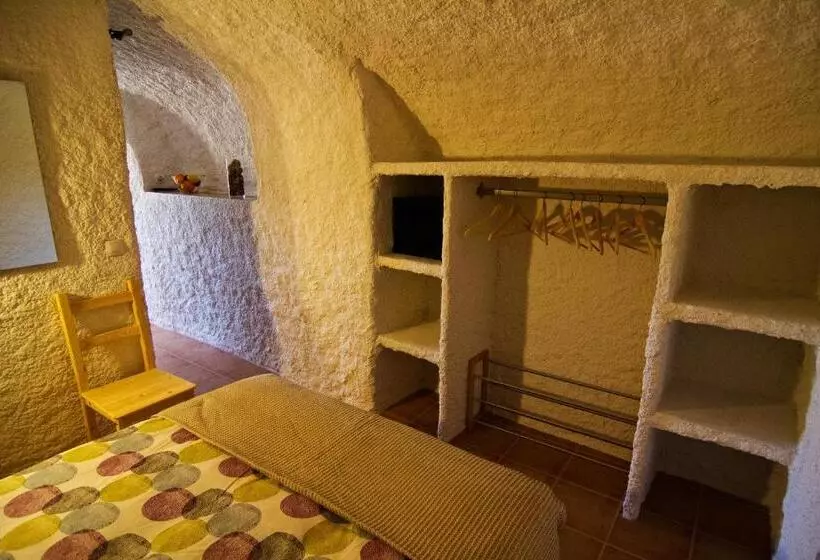 Aamiaismajoitus (B&B) Cueva Pura Vida