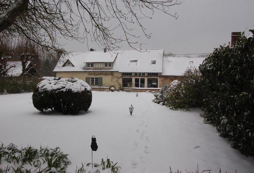 مبيت وإفطار La Chaiserie