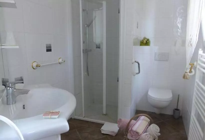 ベッドアンドブレックファースト La Source D Argammet