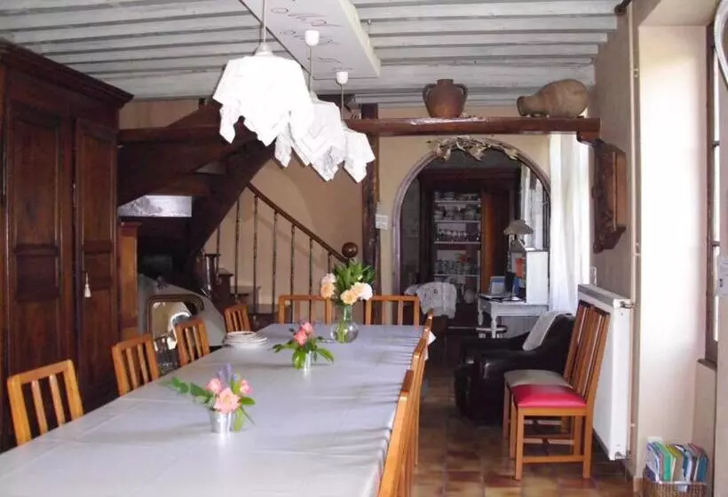 ベッドアンドブレックファースト La Source D Argammet