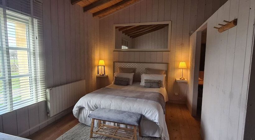 مبيت وإفطار Lariviere