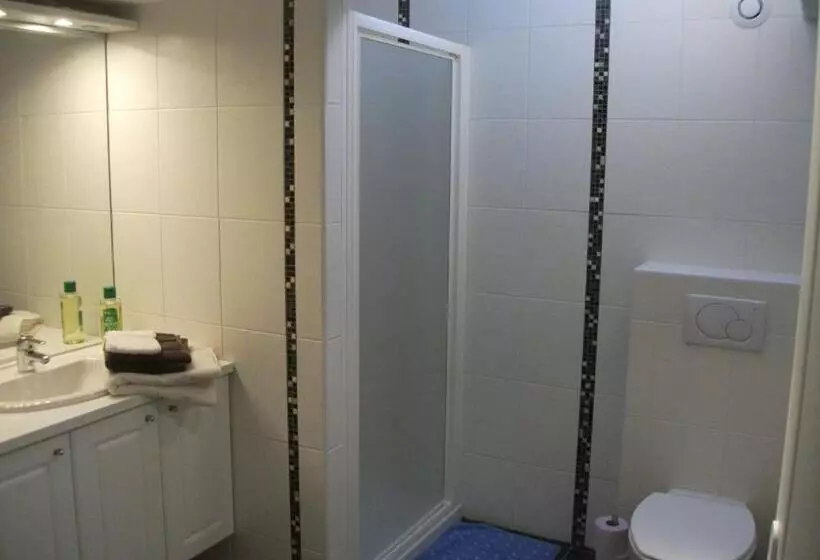 Aamiaismajoitus (B&B) Le Moulin De Laval