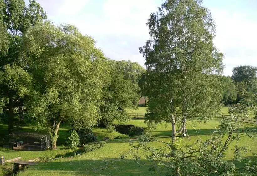 Aamiaismajoitus (B&B) Le Moulin De Laval