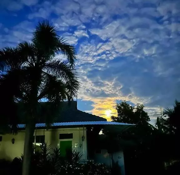 Aamiaismajoitus (B&B) Nuch S Apple Guest House