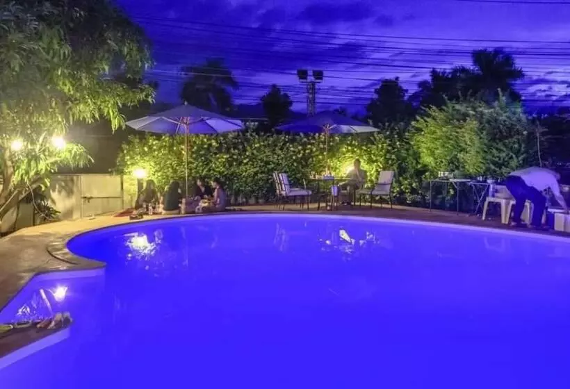 Aamiaismajoitus (B&B) Nuch S Apple Guest House