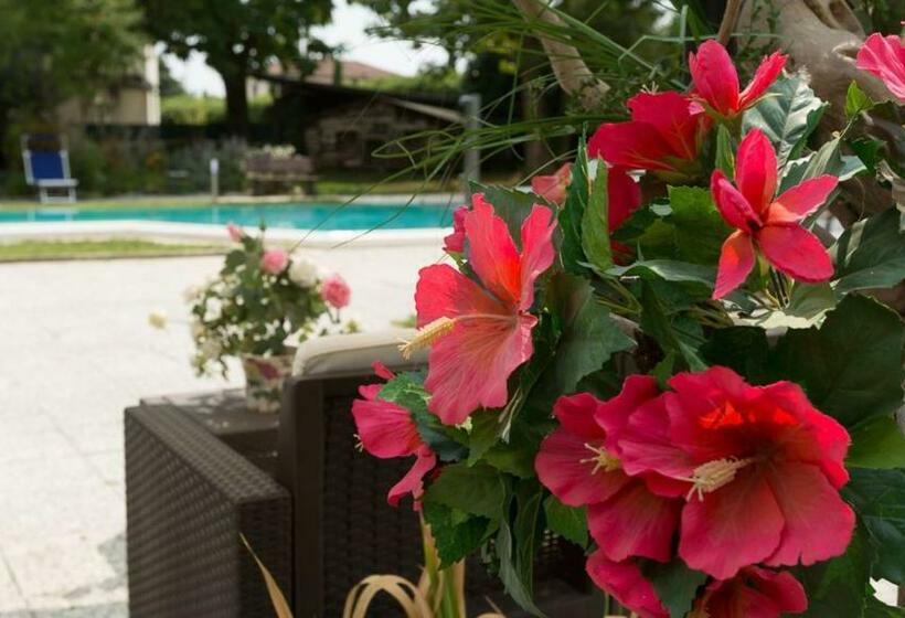 مبيت وإفطار Villa Berrettini