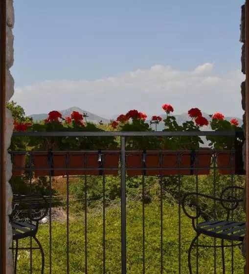 Hotelli Agriturismo Monte Cesima
