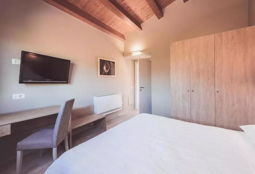 هتل Agriturismo Querceto