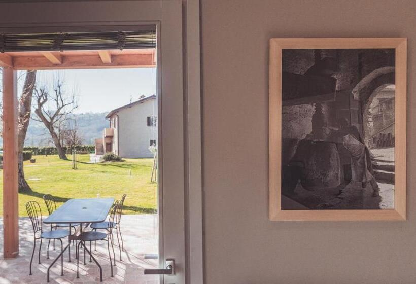 Отель Agriturismo Querceto