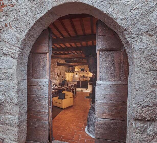 Отель Agriturismo Querceto