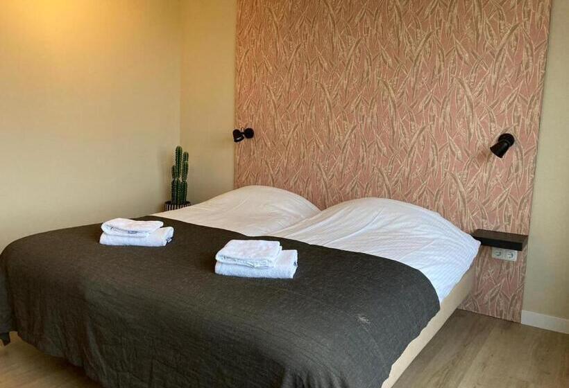 Отель De Horper Wielen