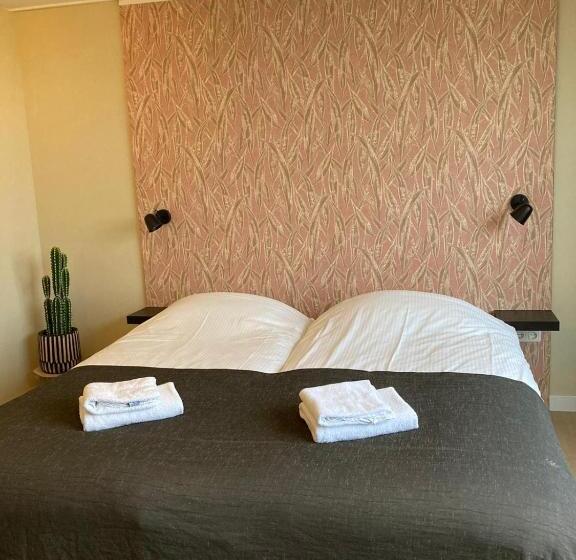 Отель De Horper Wielen